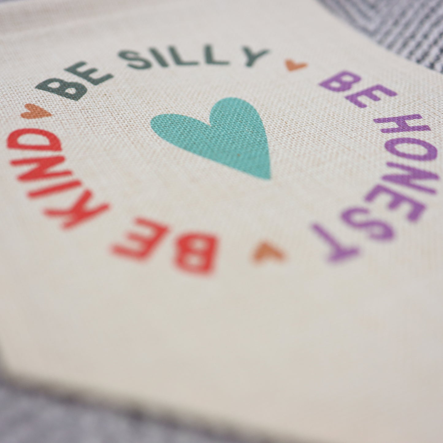 BE SILLY, BE HONEST, BE KIND Linen Pennant