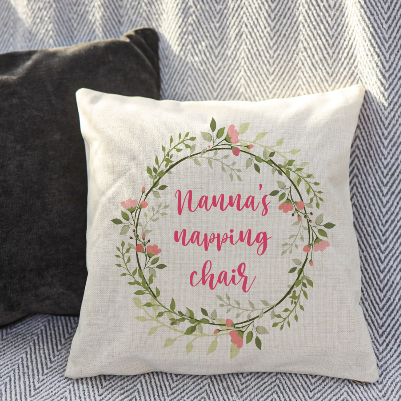 PERSONALISED FLORAL WREATH Cushion